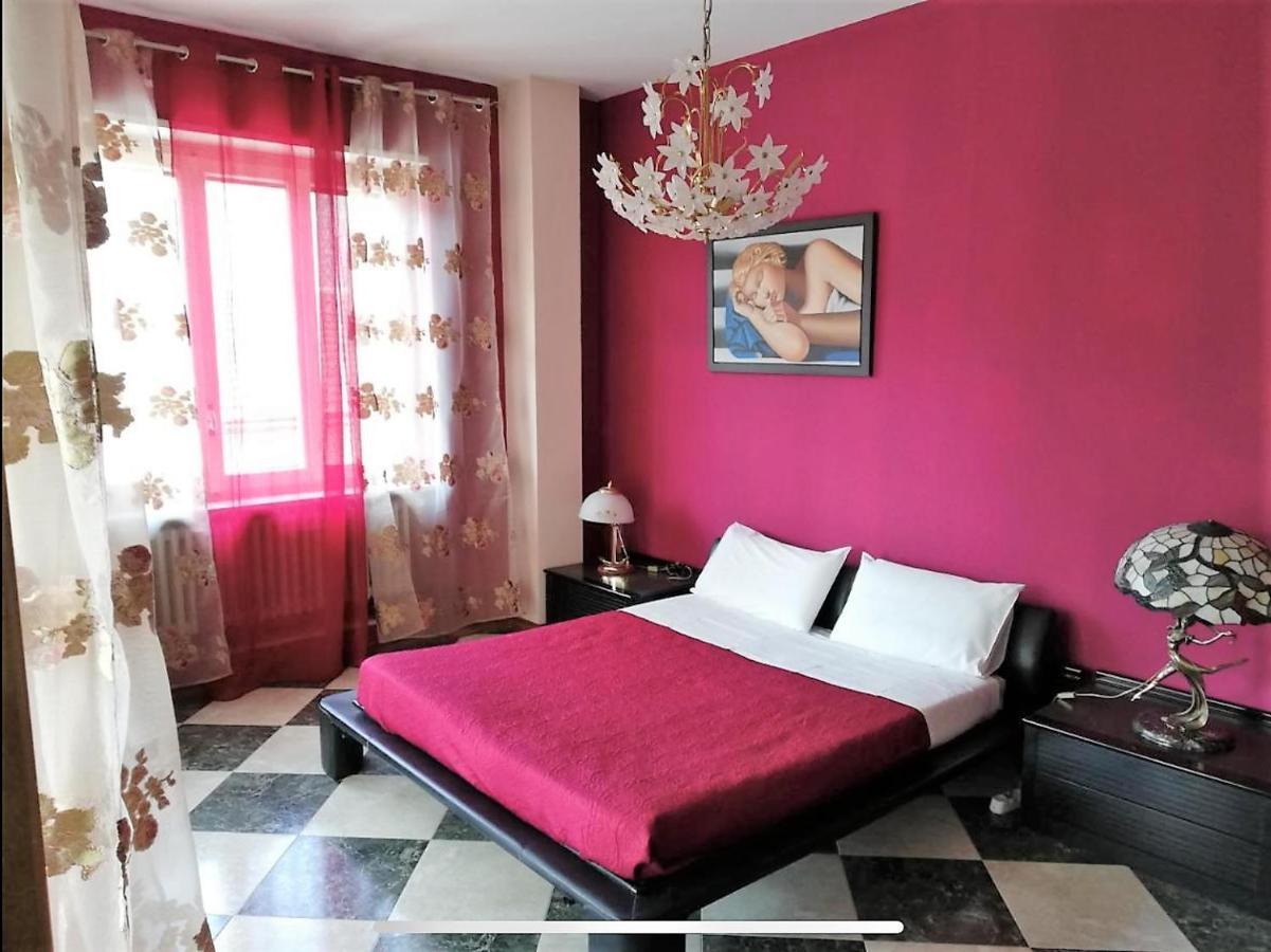 Apartament Yellow House Turyn Zewnętrze zdjęcie