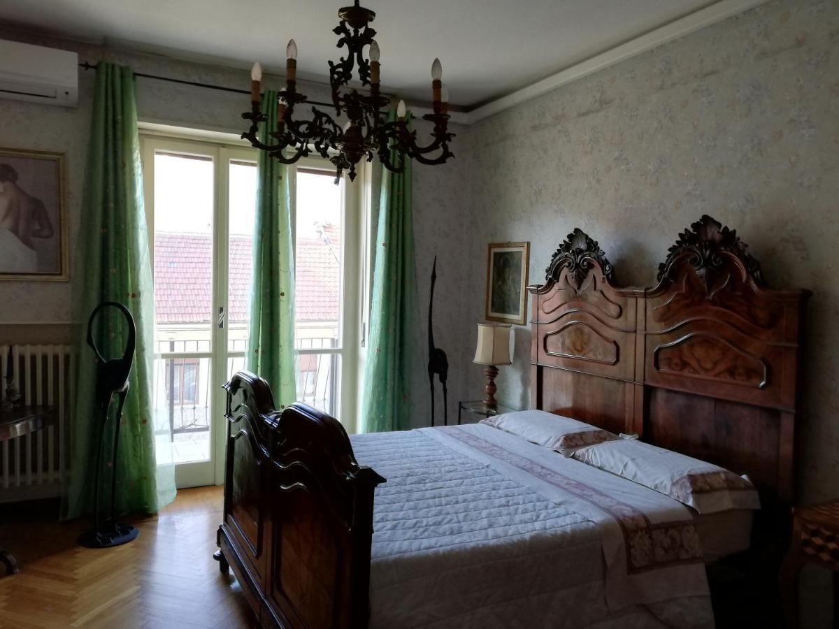 Apartament Yellow House Turyn Zewnętrze zdjęcie